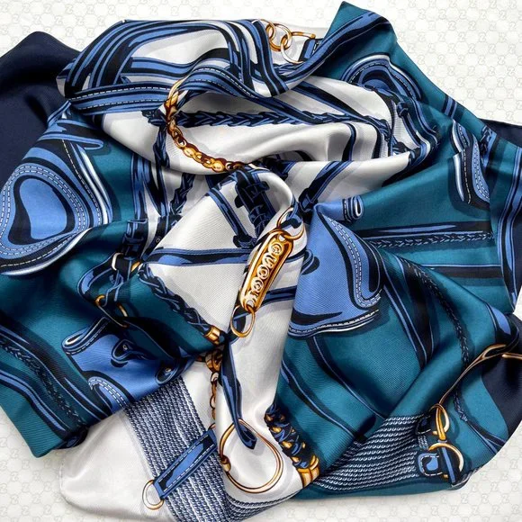 New Gucci Scarf Iconic Equestrian Logo Print Silk Wrap with Gucci Gift Box - Picture 6 of 12